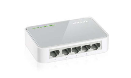 TP-Link TL-SF1005D Switch da tavolo a 5 porte a 10/100 Mbps