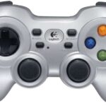 Logitech F710 Controller/Gamepad wireless USB - Per PC - 12 pulsanti - Colore argento/nero