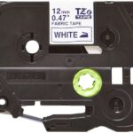 Brother TZeFA3 Nastro tessile originale per etichette - Testo blu su sfondo bianco - Larghezza 12 mm x 3 metri