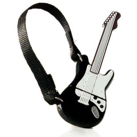 TechOneTech Chitarra Black & White Memoria USB 2.0 32 GB (pendrive) TechOneTech Chitarra Black & White Memoria USB 2.0 32 GB (pendrive)