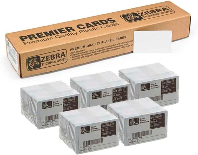 Zebra Confezione da 500 tessere in PVC originali stampabili bianche - Formato CR-80 86x54 mm - 104523-111 Zebra Confezione da 500 tessere in PVC originali stampabili bianche - Formato CR-80 86x54 mm - 104523-111