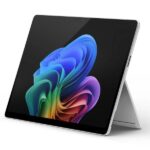 Microsoft Surface Pro 11 Copilot+ 13" Qualcomm Snapdragon X1P-64-100 - 16 GB - SSD da 256 GB - Windows 11 Pro - Colore platino