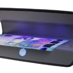 Safescan 75 LED Rilevatore di banconote false UV - Riflettore integrato - Adatto per passaporti