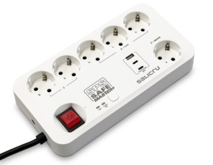 Salicru Regleta SPS SAFE MASTER+ Protezioni elettriche attive di ultima generazione - 6 prese Schuko - 1xUSB-A