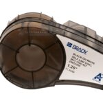 Brady M21-1250-427 Nastro per etichette originale in vinile autolaminante - Testo nero su sfondo bianco - Larghezza 31