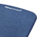 Fellowes PlushTouch Tappetino con poggiapolsi Foam Fusion - Comfort superiore - Protezione antibatterica - Base antiscivolo - Colore blu - immagine 3