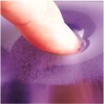 Fellowes Crystal Tappetino con poggiapolsi in gel - Resistente alle macchie - 20x23 cm - Colore viola - immagine 4