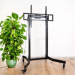 Tooq Supporto da pavimento con ruote elettriche "Lux" 55-100" - Colore nero - immagine 3