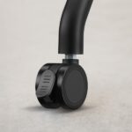 Tooq iDreams Supporto da pavimento con ruote per schermi da 37-86" - Vassoio inferiore multiuso - Ruote con sistema di bloccaggio - Gestione dei cavi - Peso massimo 80 kg - VESA massimo 600x400 - Colore nero - immagine 5