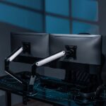Aisens Supporto da tavolo RGB Gaming con contrappeso girevole e inclinabile per monitor/TV 9 kg (3 perni - 2 bracci) da 17-32" - Colori vari - immagine 5