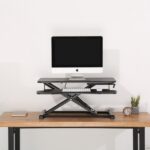 Supporto elevatore per monitor Ewent - Ampia superficie di 80x40 cm - Altezza regolabile - Molla a gas - Vassoio per tastiera - Peso massimo 15 kg - Portatile - 800x615x110 mm - Colore nero - immagine 5