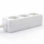 Ewent Ciabatta con 3 prese Schuko 16A - Protezione bambini - Cavo da 1,5 m - Presa Schuko piatta ad angolo - Colore bianco - immagine 4