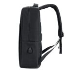 XO CB02BK Sport Zaino per laptop - Fino a 17" - Impermeabile e resistente - Ricarica rapida USB - Design ergonomico - Colore nero - immagine 2