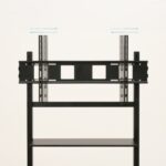 Tooq Optimus Supporto da pavimento per schermi interattivi/TV da 60 a 105" - Vassoio multiuso - Peso max. 120 kg - Altezza regolabile - Ruote - Colore nero - immagine 3
