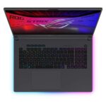 Asus Rog Strix G18 Portatile Gaming 18" Intel Ultra Core 9 275HX - 32GB DDR5 - 1TB SSD - RTX5070 8GB - FreeDos - Colore Grigio - Tastiera QWERTY (ES) - immagine 2