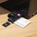 Tooq Lettore di carte intelligenti e carta d'identità + SIM, SD e SF - USB-A - Compatibile con carta d'identità 4.0 e documento d'identità portoghese - Colore nero - immagine 4