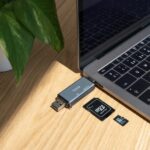 Tooq Lettore di schede USB-C e USB-A - Compatibile con SD, Micro SD e TF - Colore grigio - immagine 5