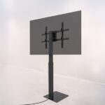 Tooq Midas Supporto da pavimento per schermi da 37-70" - Rotazione e inclinazione regolabili - Gestione dei cavi - Peso massimo 40 kg - VESA massimo 600x400 - Colore nero - immagine 5