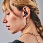 Energy Sistem Chill Auricolari True Wireless - Bluetooth 6.0 - Cancellazione attiva del rumore - Deep Bass per bassi profondi - HQ Voice Calls - 21 ore di autonomia - Modalità a bassa latenza - Assistente vocale integrato - Colore nero - immagine 5