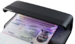 Safescan 55 LED Rilevatore di banconote false UV - Riflettore integrato - Adatto per passaporti, documenti di identità e carte di credito - immagine 3