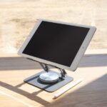 Tooq Supporto per laptop fino a 13" - Rotazione 360° - Pieghevole e portatile - Colore grigio - immagine 5