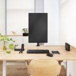 Tooq DB1130TN-B Supporto da tavolo per monitor da 17"-32" - Altezza, inclinazione, rotazione e orientamento regolabili - Gestione dei cavi - Peso massimo 10 kg - VESA 100X100 mm - Colore nero - immagine 4