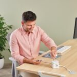 Fellowes Cubo Multipresa da tavolo con 3 prese 230V + 2x USB-C 20W max. - 1x USB-A 18W max. - Cavo da 2 m - Interruttore On/Off - Colore bianco - immagine 3