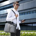 Hama Genua Custodia per laptop fino a 15,6" - Poliestere - Tracolla regolabile - Tasca frontale - 42,5 x 5 x 31 cm - Colore grigio - immagine 5