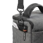 Hama Terra Custodia per fotocamera - Poliestere riciclato - Adattabile alla valigia - Scomparto separato per obiettivo - Maniglia - 23x9,5x14 cm - Colore grigio - immagine 5
