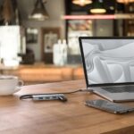 Hama Essential Hub USB 3.2 - Cavo USB-A integrato da 1 m - Adattatore USB-C - 4x USB-A - Colore grigio - immagine 5