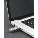 Hama Laeta Memoria Pendrive USB 3.0 con cappuccio - 256 GB di capacità - 70 Mb/s di trasferimento - Funzione OTG - USB-C - USB-A - Corpo in metallo - Colore argento - immagine 5