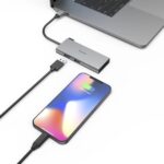 Hama Essential Hub USB 3.2 - Potenza massima 100 W - Cavo USB-C integrato da 15 cm - Power Delivery - Scheda SD - Scheda Micro-SD - HDMI 4K - USB-C - 4x USB-A - Colore grigio - immagine 5
