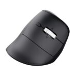 Trust Vyran Mouse wireless ergonomico - Regolabile fino a 4800 dpi - Bluetooth - Ricaricabile - Ricevitore USB-A - Adattatore USB-C - Multidispositivo - Clic silenzioso - 75x84x116 mm - Colore nero - immagine 4