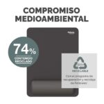 Tappetino per mouse Fellowes Breyta XL - Rivestimento antipolvere - Protezione antimicrobica - Morbido al tatto - Realizzato con materiale riciclato - 28x21x1,75cm - Nero - Nero - immagine 3