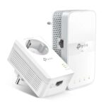 TP-Link TL-WPA7617 KIT - Set di 2 adattatori Powerline - Velocità fino a 1 Gbps - Copertura fino a 300 m - Presa di corrente integrata - Wi-Fi - Ethernet - Plug and Play - Colore: bianco