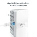TP-Link TL-WPA7617 KIT - Set di 2 adattatori Powerline - Velocità fino a 1 Gbps - Copertura fino a 300 m - Presa di corrente integrata - Wi-Fi - Ethernet - Plug and Play - Colore: bianco - immagine 3