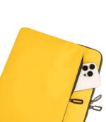 Tucano Gommo Sleeve Custodia per portatile da 15,6" - Materiale gommato impermeabile - Tasca per accessori - Colore giallo - immagine 4