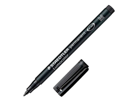 Staedtler Lumocolor 317 Pennarello indelebile - Punta media arrotondata - Tratto di circa 1 mm - Cappuccio con clip - Asciugatura rapida - Colore nero