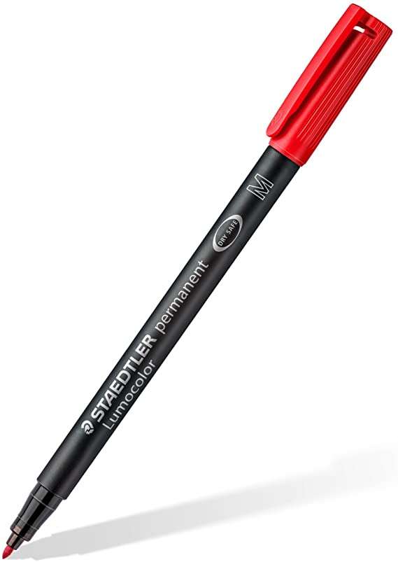 Staedtler Lumocolor 317 Pennarello permanente - Punta media rotonda - Tratto di circa 1 mm - Cappuccio con clip - Asciugatura rapida - Colore rosso Staedtler Lumocolor 317 Pennarello permanente - Punta media rotonda - Tratto di circa 1 mm - Cappuccio con clip - Asciugatura rapida - Colore rosso