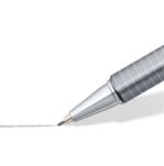 Staedtler Confezione da 1 portamine Triplus Micro 774 da 0,7 mm + 1 tubetto da 12 mine - Design triangolare ergonomico - Punta in metallo retrattile - Gomma da cancellare extra-lunga - immagine 3