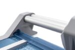 Dahle 550 Taglierina professionale a rullo formato A4 - Capacità 20 fogli - Lama circolare autoaffilante in acciaio - Due fermi angolari - immagine 4