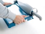 Dahle 561 Taglierina professionale a leva formato A4 - Capacità 35 fogli - Lama in acciaio di Solingen - Sistema di sicurezza automatico - immagine 2