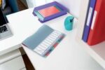 Esselte Colour'Breeze Classificatore con 12 linguette multicolore - Per formato A4 - 3 alette sul retro - Polipropilene goffrato - Chiusura con elastico - Colore traslucido - immagine 5