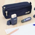 Milan Compact Serie 1918 Temperamatite Compact con 2 gomme da cancellare - Temperamatite doppio - Lama di sicurezza - Colore blu scuro - immagine 3