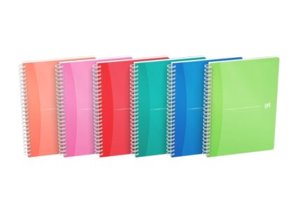 Oxford Office My Colours Quaderno a spirale A5 - Copertina in plastica resistente - Doppia spirale per una maggiore durata - Quadretti 5x5 ideali per la matematica - 90 fogli di alta qualità - Colori assortiti