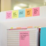 Post-It Cubo da 450 foglietti adesivi riposizionabili - Forma quadrata - 76x76 mm - Colori assortiti - immagine 2