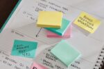 Post-It Confezione da 6 blocchi da 100 foglietti adesivi riposizionabili - Forma quadrata - 76x76 mm - Colori assortiti - immagine 4