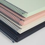 Milan 430 Since 1918 Confezione da 4 quaderni A4 con spirale - Carta a righe da 7 mm - 80 fogli da 95 g - Copertina rigida - Colori assortiti - immagine 4