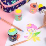 Milan Fairy Tale Espositore con 12 temperamatite doppi - Regular e Maxi - Contenitore integrato - Lama di sicurezza in acciaio - Colori assortiti - immagine 4