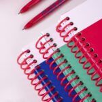 Milan Nata 624 Confezione da 3 quaderni A5 con spirale - Carta a righe da 7 mm - 80 fogli da 95 g - Copertina rigida - Colori assortiti - immagine 2